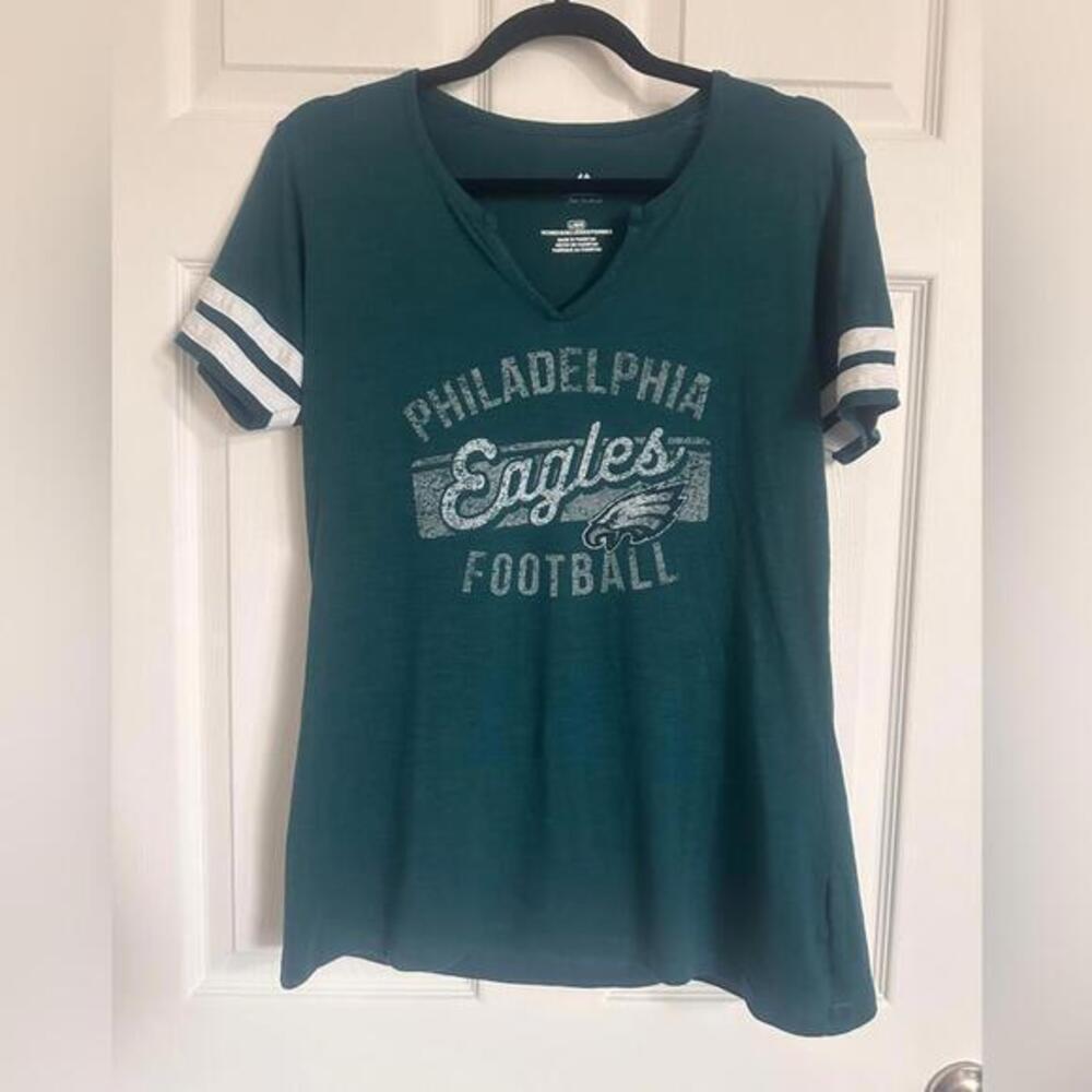 Philadelphia Eagles Women's Green Short Sleeve Tee